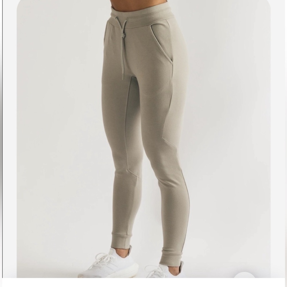 Alphalete Identity Joggers String / Tan Size Small